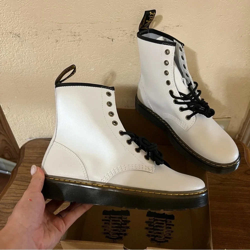 Dr Martens Zavala white combat boots